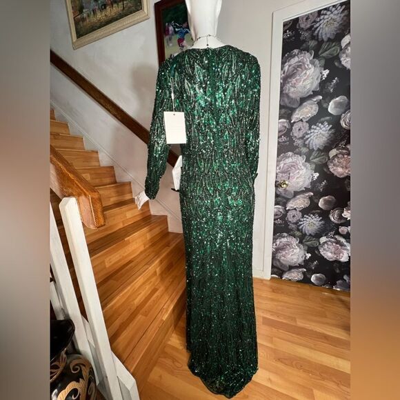 Mac Duggal 5451
Evening Dress - Picture 6 of 7